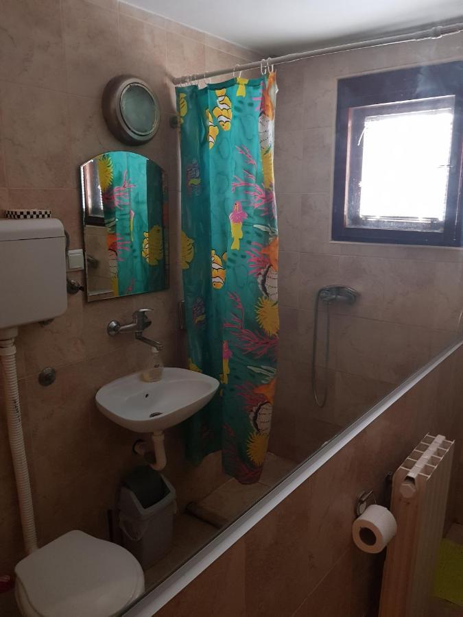 Pansion Lug Otel Belgrad Dış mekan fotoğraf